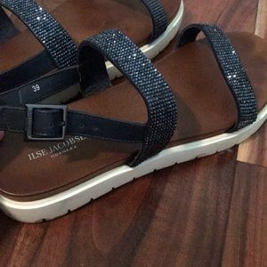 Comfy and sparkly black sandals